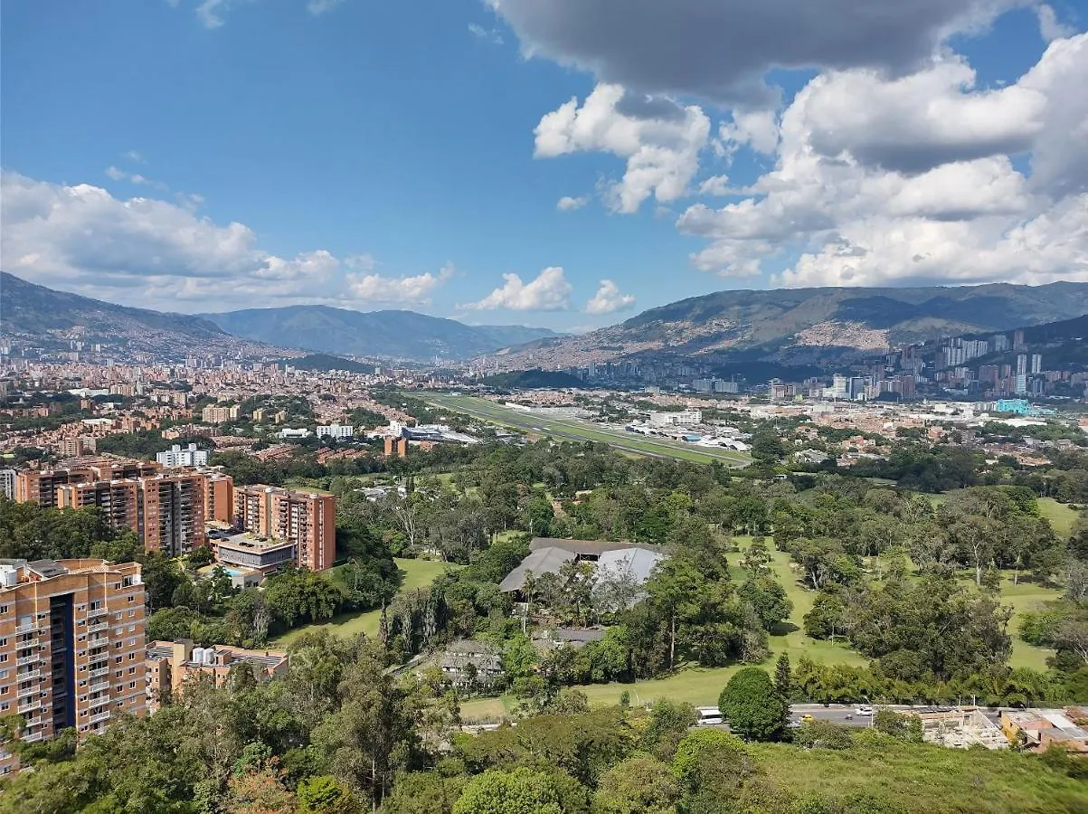 Hermoso Apartamento Con Vista A Todo 麦德林 0*,